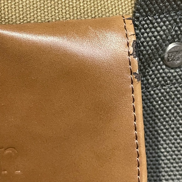 Cutter & Buck duffle - Picture 14 of 14